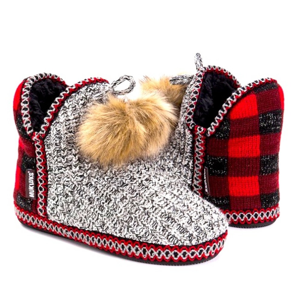 MUK LUK Slippers!  Red & Black Plaid Pom Pom, Size XL